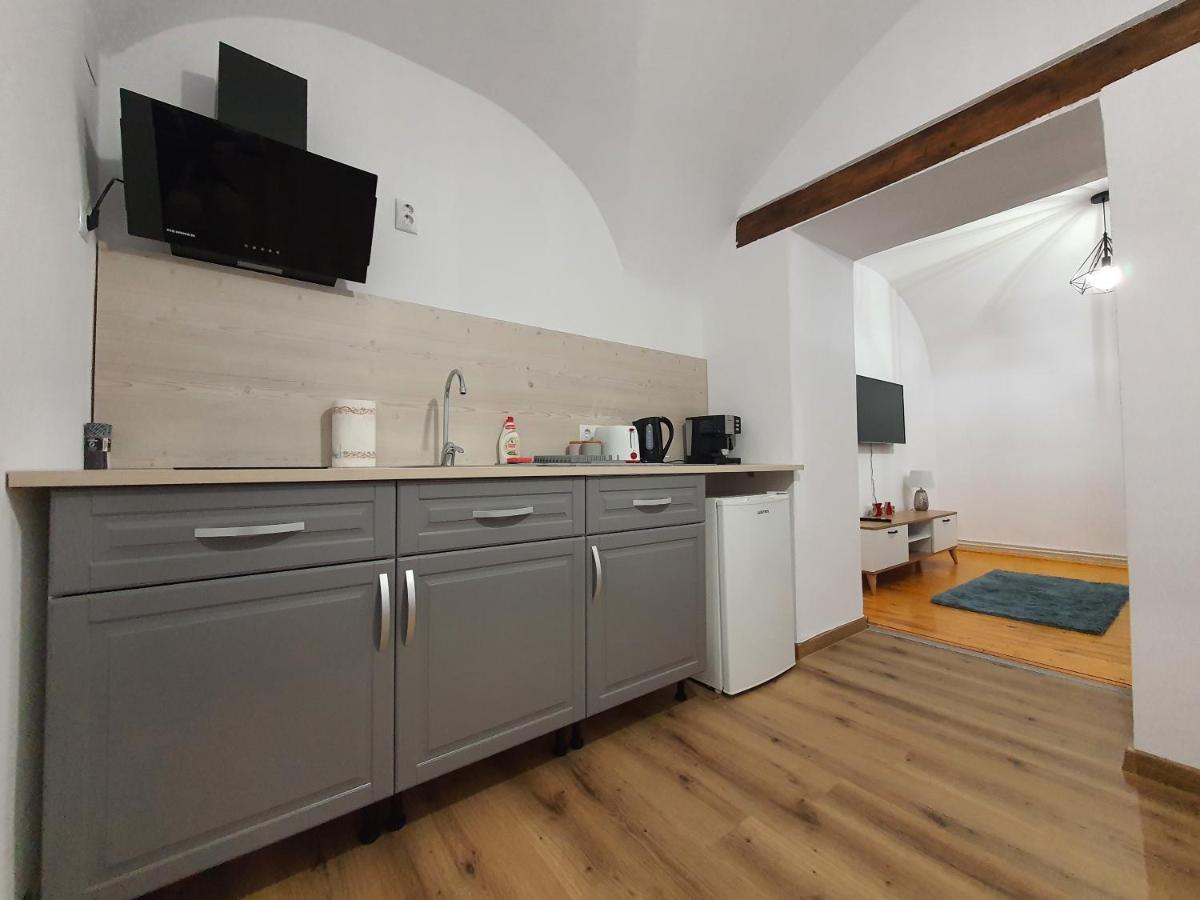 Lucasi Apartament Nagyszeben Kültér fotó